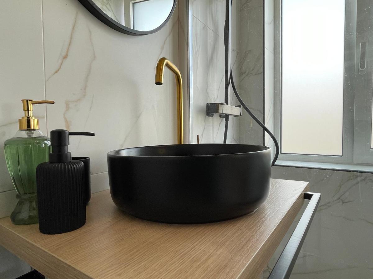 Cozy Apartment In Heart Athens Near Metro Fix 100M Экстерьер фото
