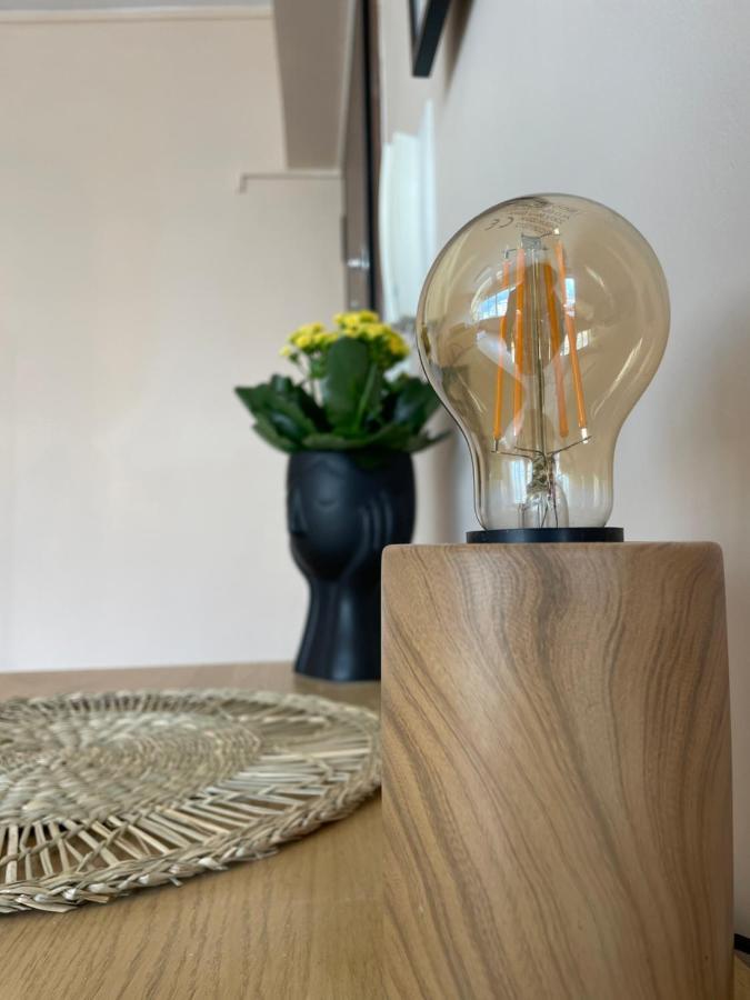 Cozy Apartment In Heart Athens Near Metro Fix 100M Экстерьер фото