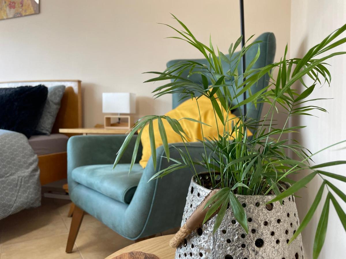 Cozy Apartment In Heart Athens Near Metro Fix 100M Экстерьер фото