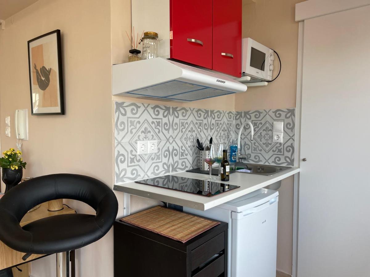 Cozy Apartment In Heart Athens Near Metro Fix 100M Экстерьер фото